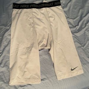 Nike Men’s Large Pro Combat Compression Shorts